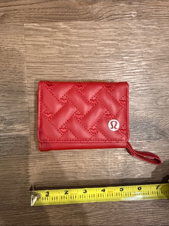 lululemon athletica Handbags - lululemon athletica Red Quilted Wristlet Card Holder vegan